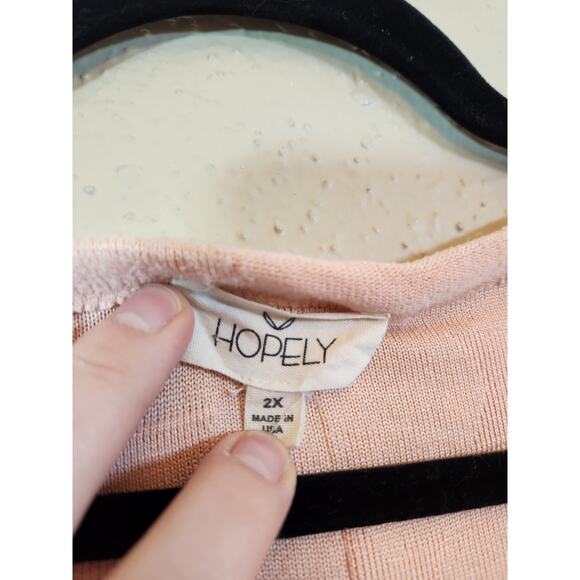 Hopely Women's Star‎ Pattern Ruffle Trim Half Sleeve Relaxed Blouse Top Size 2X - Picture 3 of 5